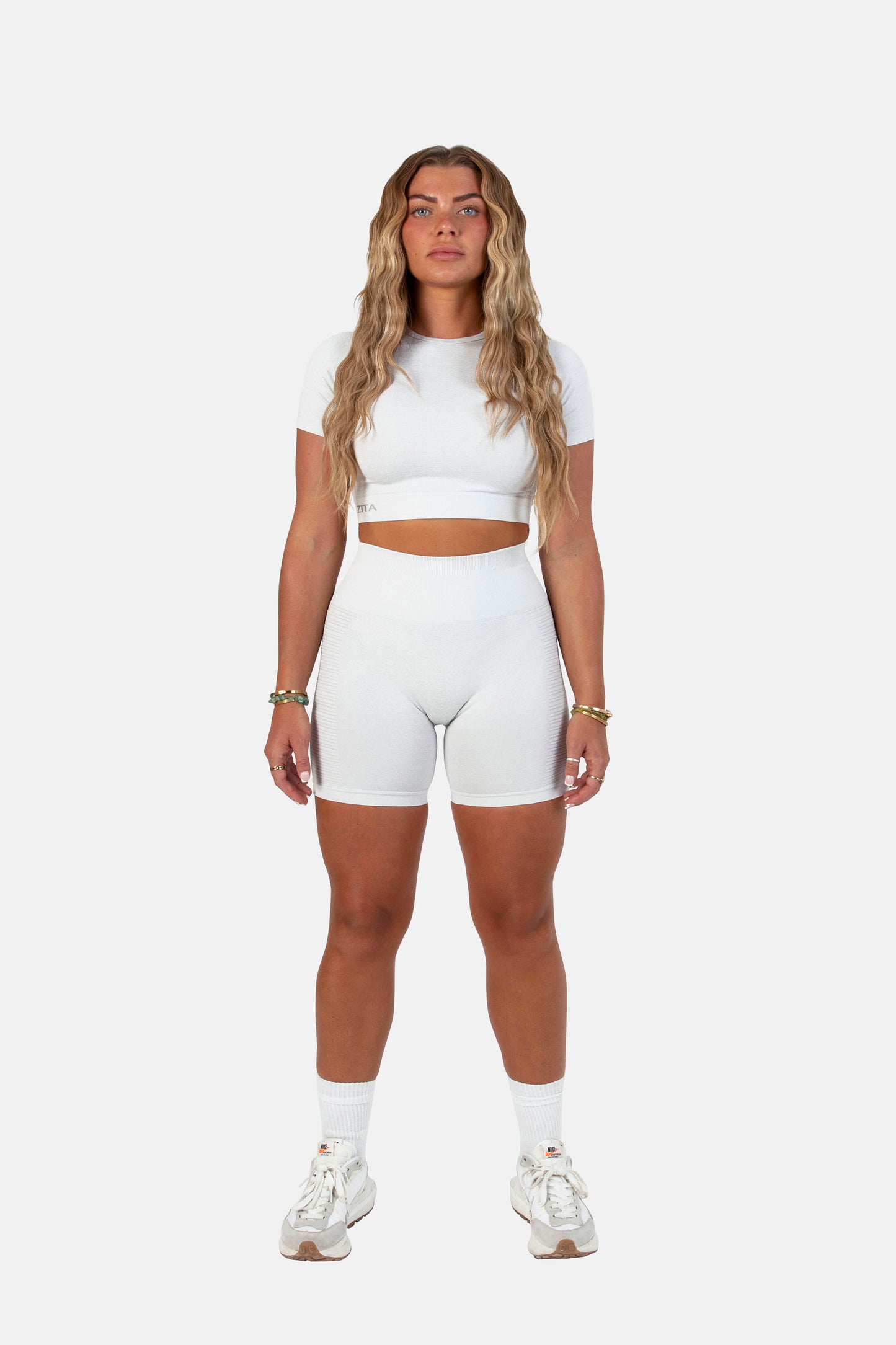 gym clothing and activewear for women
